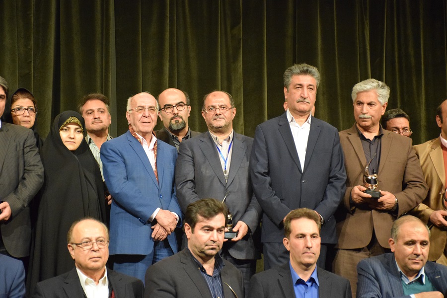 دریافت تندیس بنگاه برتر اقتصادی کشور توسط شرکت نفت بهران 