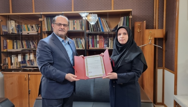 تقدیر مدیر محترم عامل از همکار تلاشگر بهران